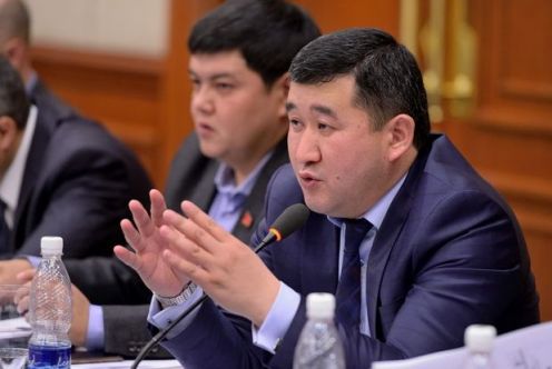 Кто, по­че­му и ку­да уб­рал с улиц гра­нит­ные бор­дю­ры?
