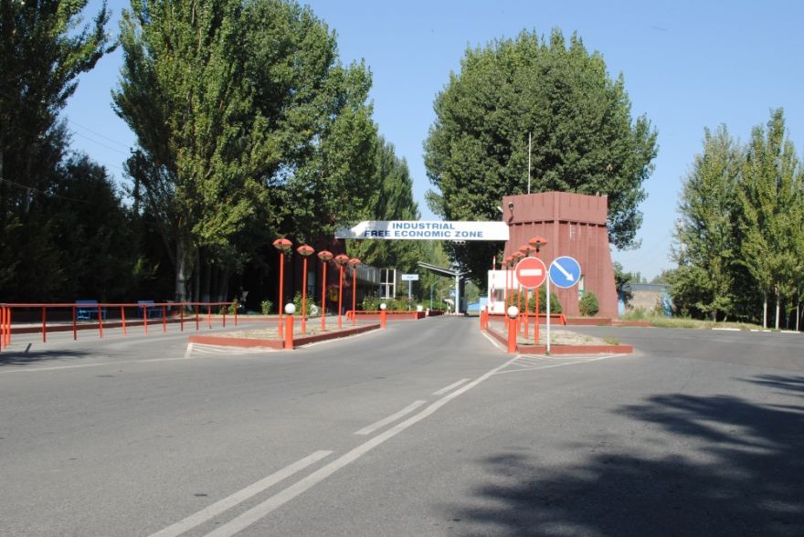 АБР поддерживает развитие промышленных парков и СЭЗ в Кыргызстане