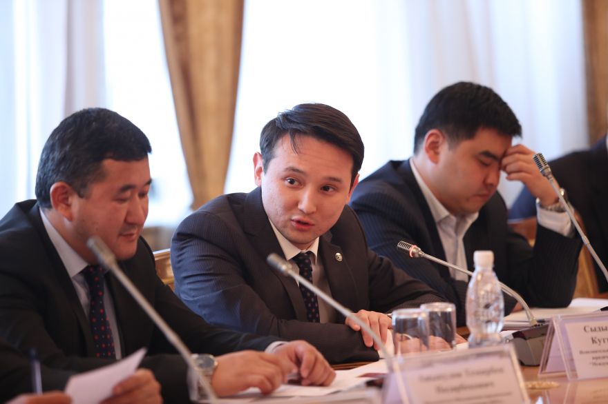 Налажен прямой и системный диалог бизнеса с Жогорку Кенешем КР