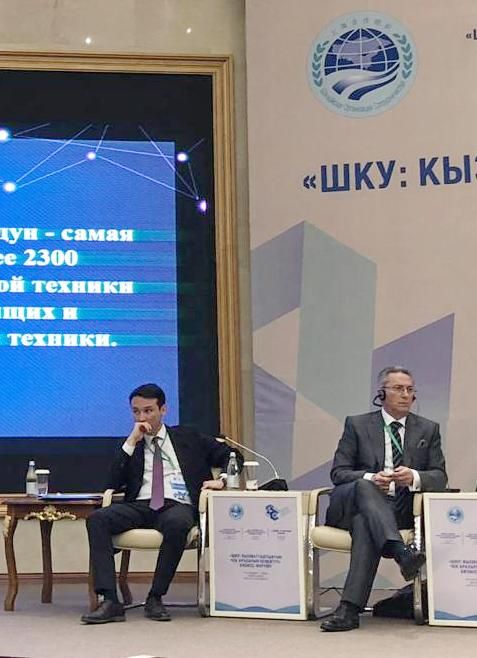 Исполнительный директор МДС  модерировал пленарную дискуссию на бизнес-форуме ШОС